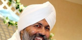 Nirankari Baba Hardev Singh Ji died in a car accident in Canada