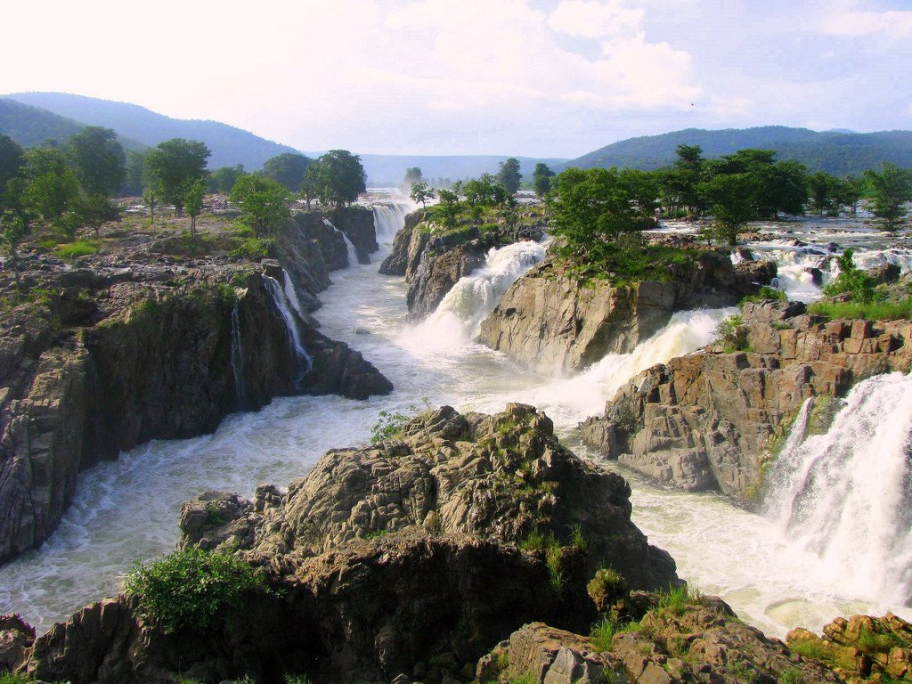 8. Hoggenakal-Falls_south-india_kaveri-river