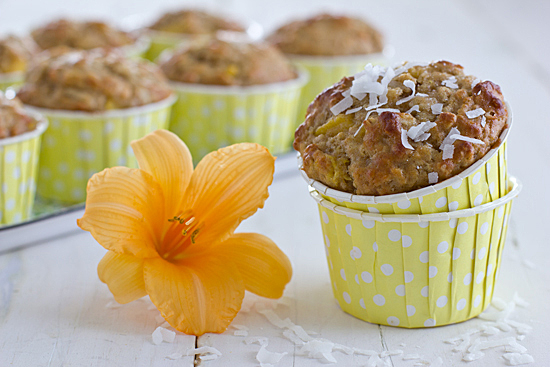 coconut-mango-oat-muffins
