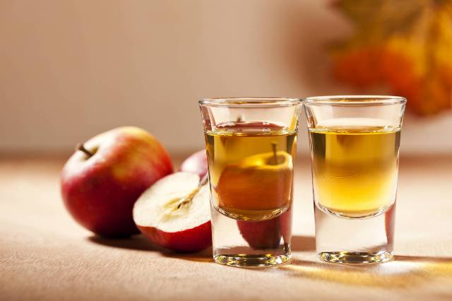 Apple Cider Vinegar water
