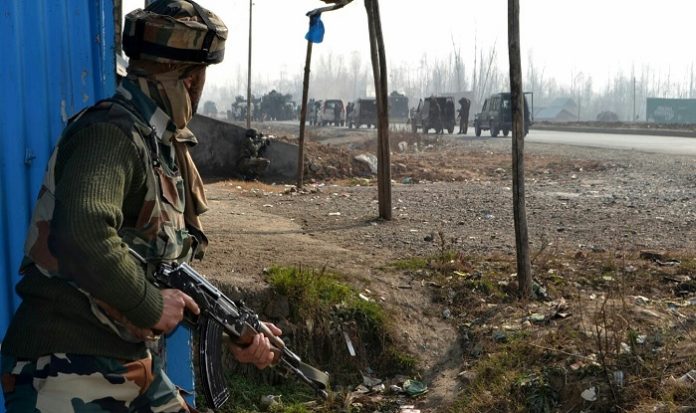 Indian Army Crosses LoC, kills 3 Pak Soldiers