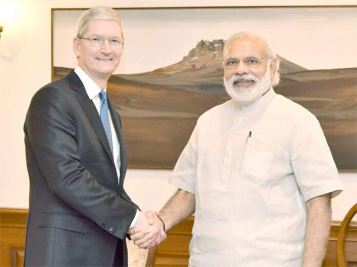 Narendra Modi, Tim Cook, Apple store